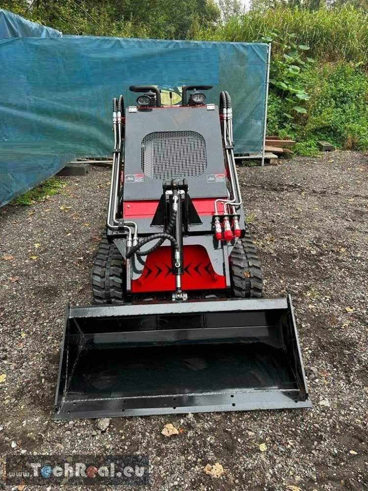 HT320 pásový čelný nakladač nafta