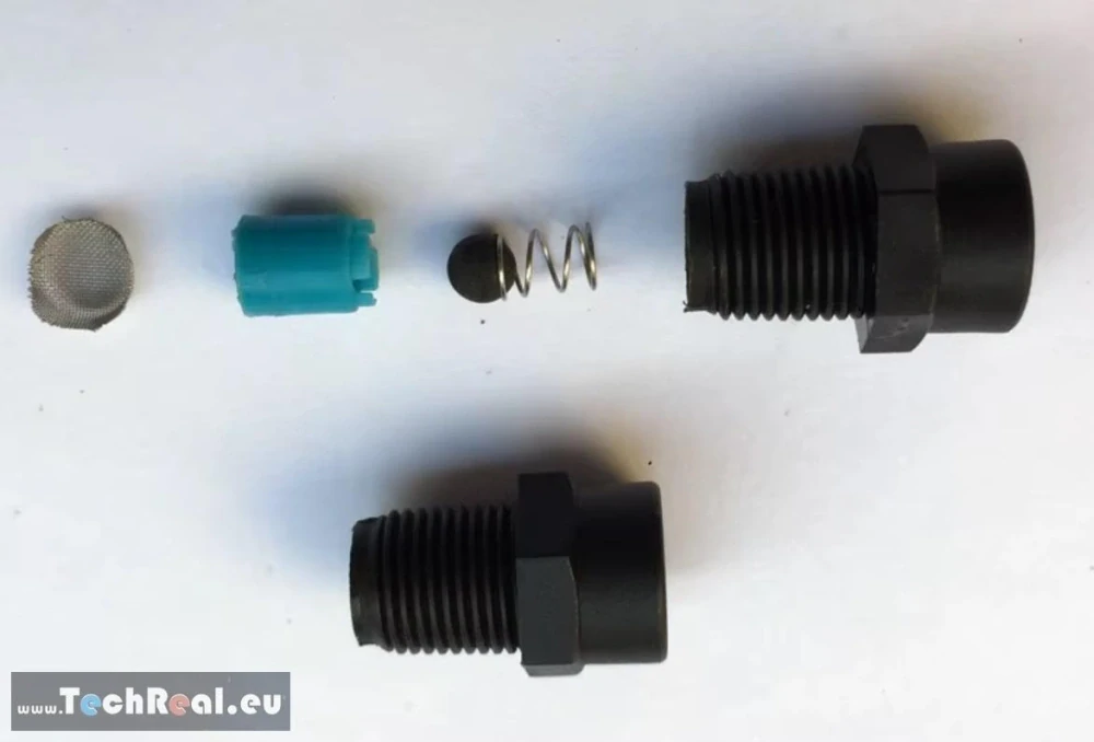 Nízkotlaková plastová tryska 1/8" závit