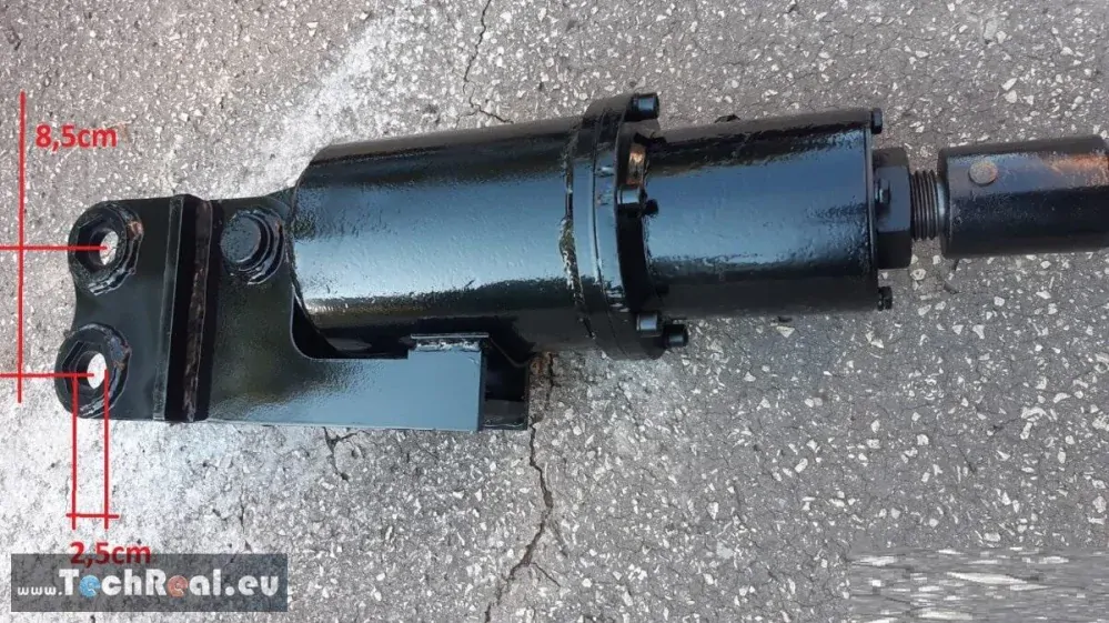 Zemný vrták + vrtacia hydraulická hlava pre minibáger