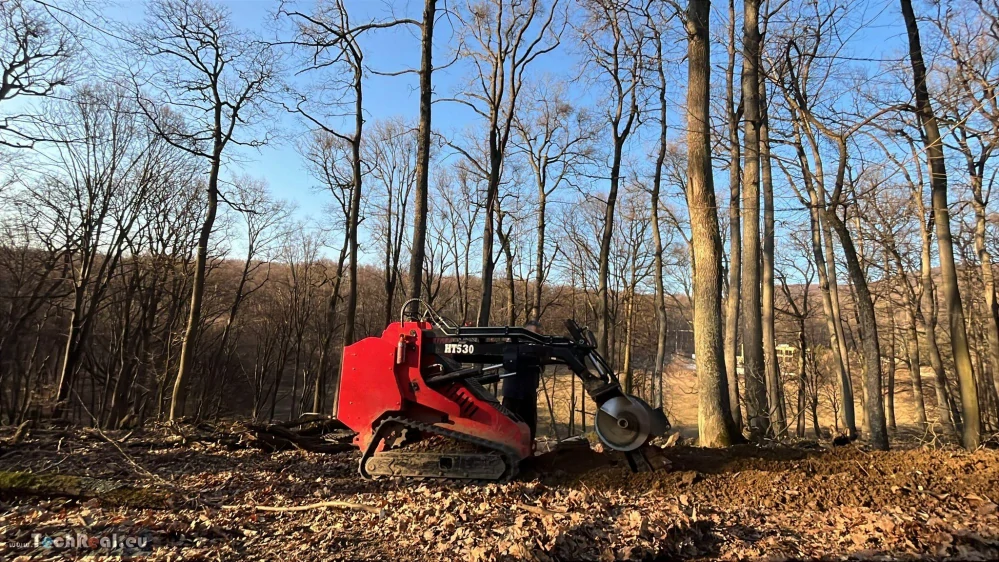 Zemné práce s drážkovačom so strojníkom