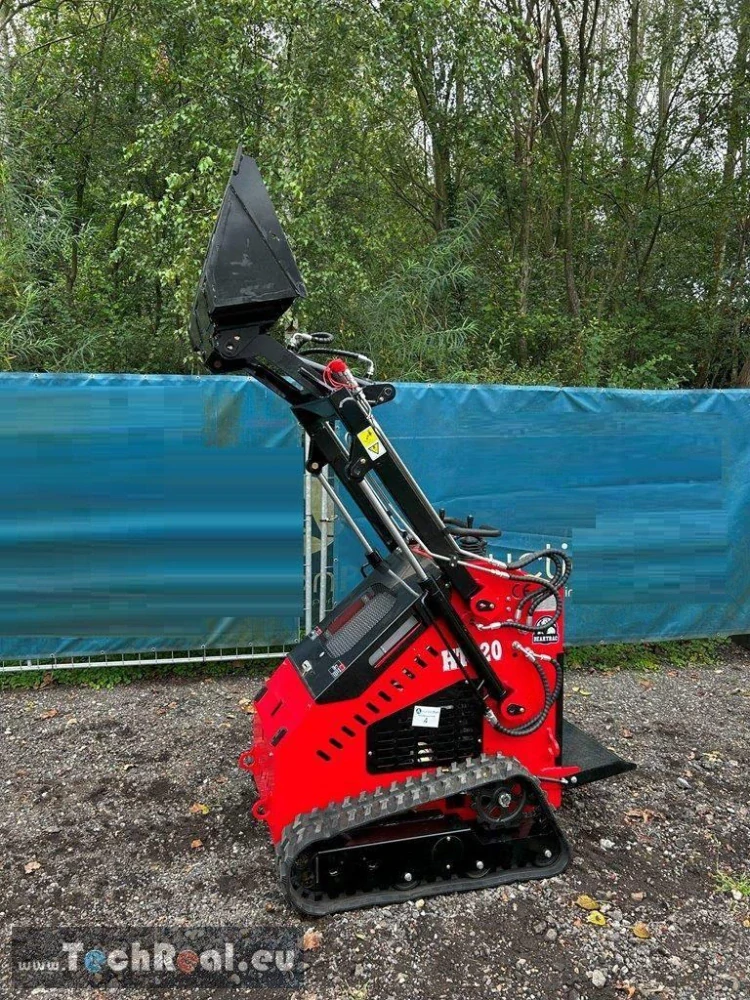 HT320 pásový čelný nakladač nafta