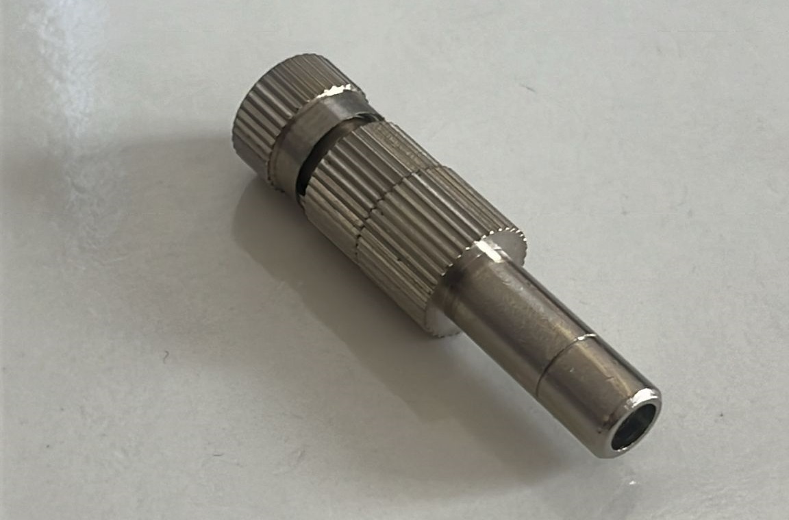 adiabatika-tryska-vodna-hmla